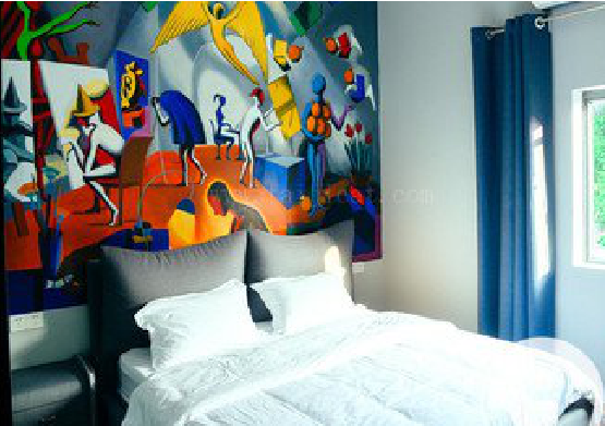 绵竹对于酒店的墙体彩绘而言更注重哪些方面？